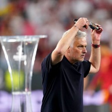 José Mourinho lamenta não ter conseguido levar a AS Roma à UEFA Europa League